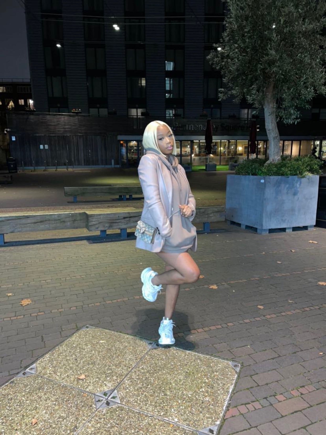 613 VIRGIN Closure + 3Pc Bundle deal