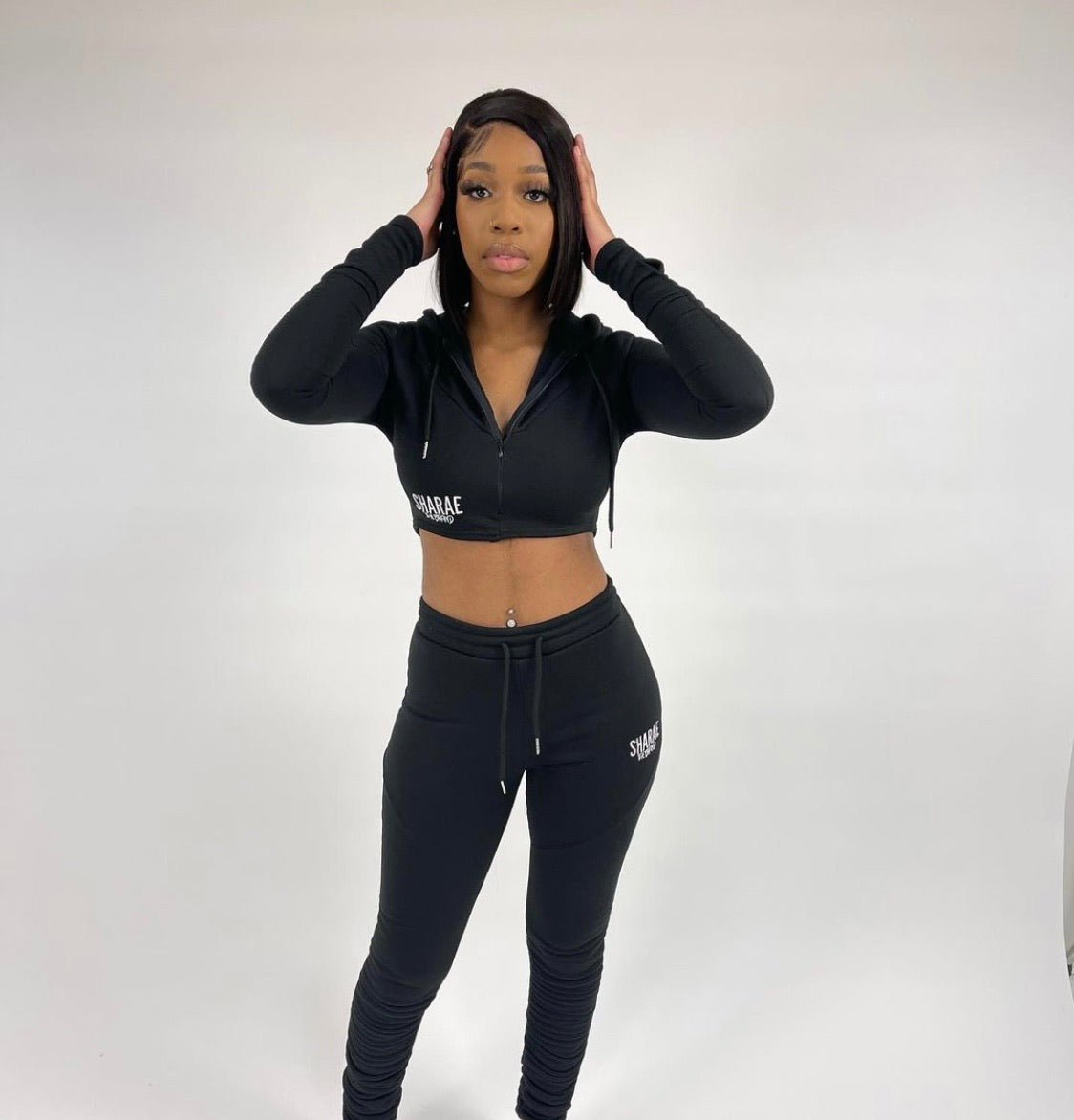 Sleek 3 Bundles + 13x4 Frontal